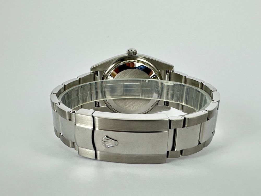 Rolex Oyster Perpetual Date - 115210