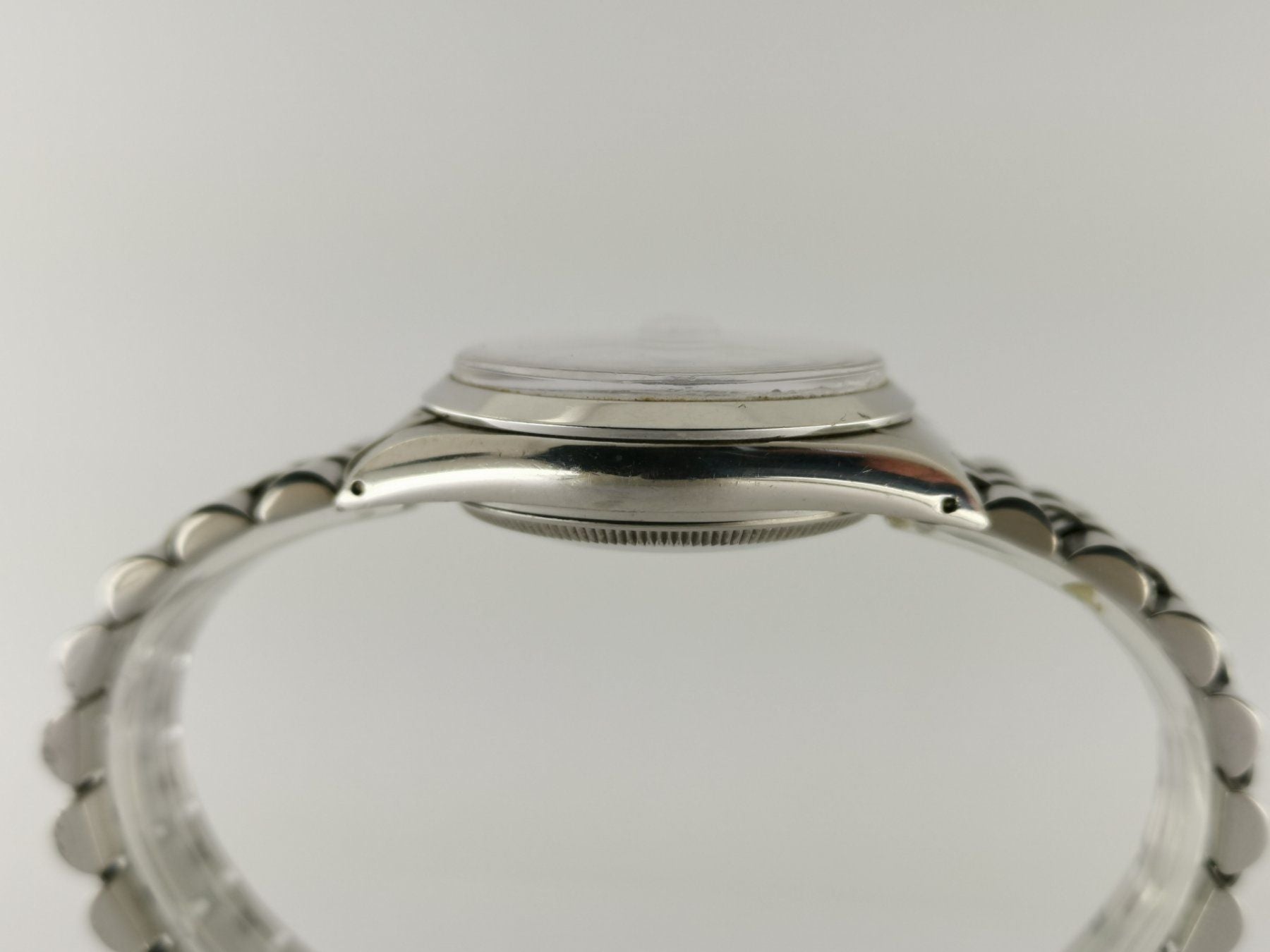 Rolex Oyster Perpetual Date - 15000