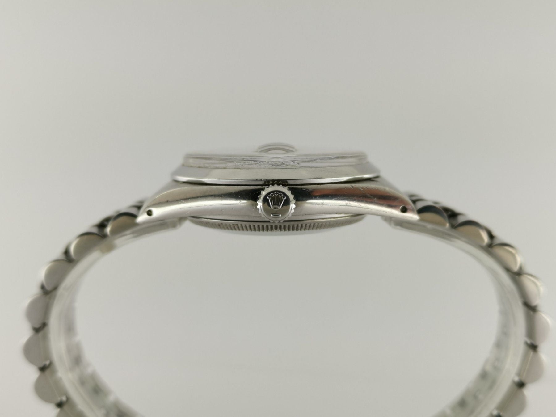 Rolex Oyster Perpetual Date - 15000