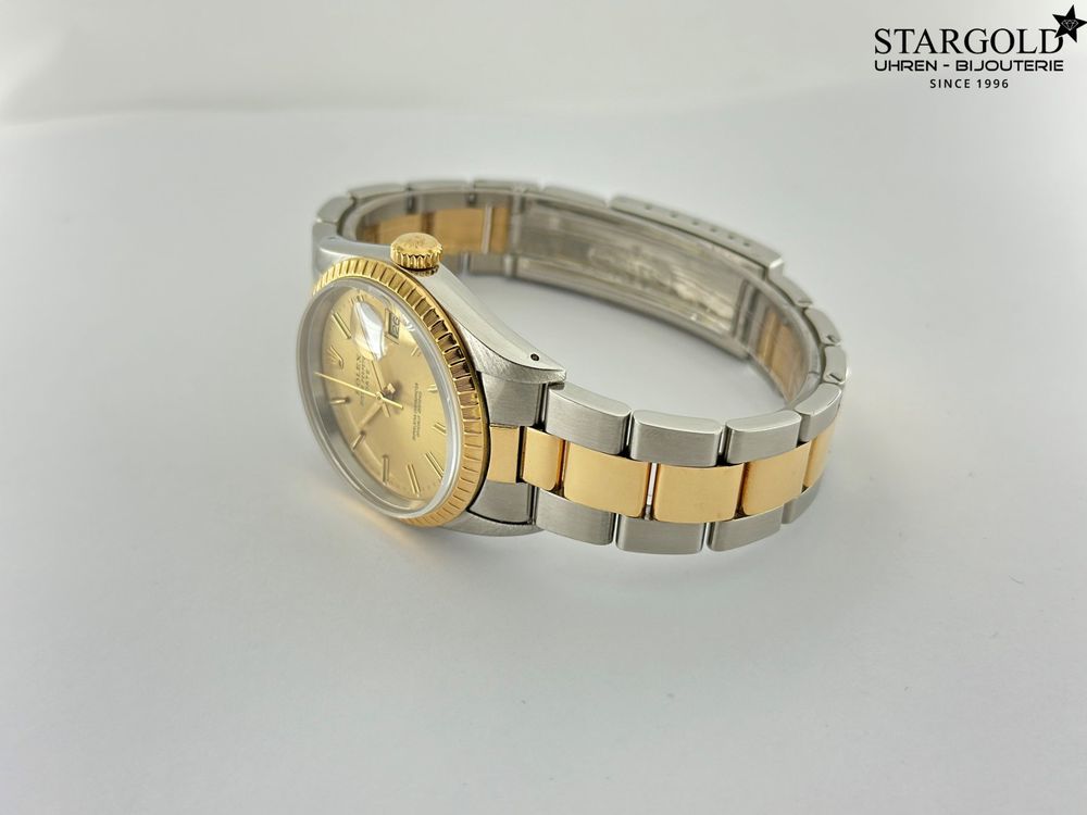 Rolex Oyster Perpetual Date - 15223