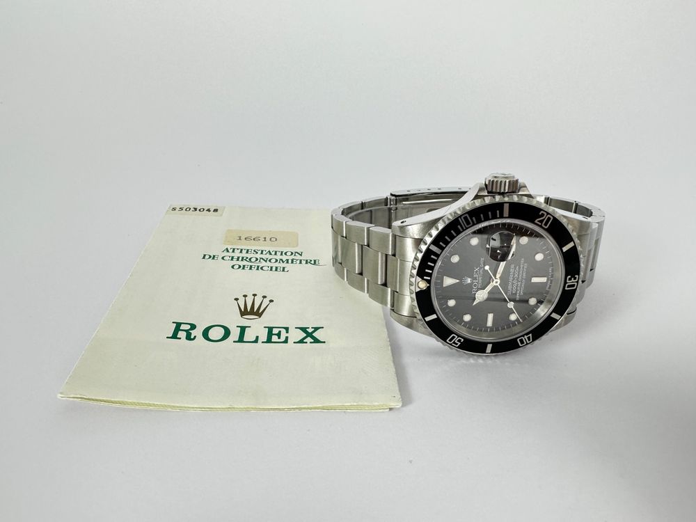 Rolex Submariner Date - 16610