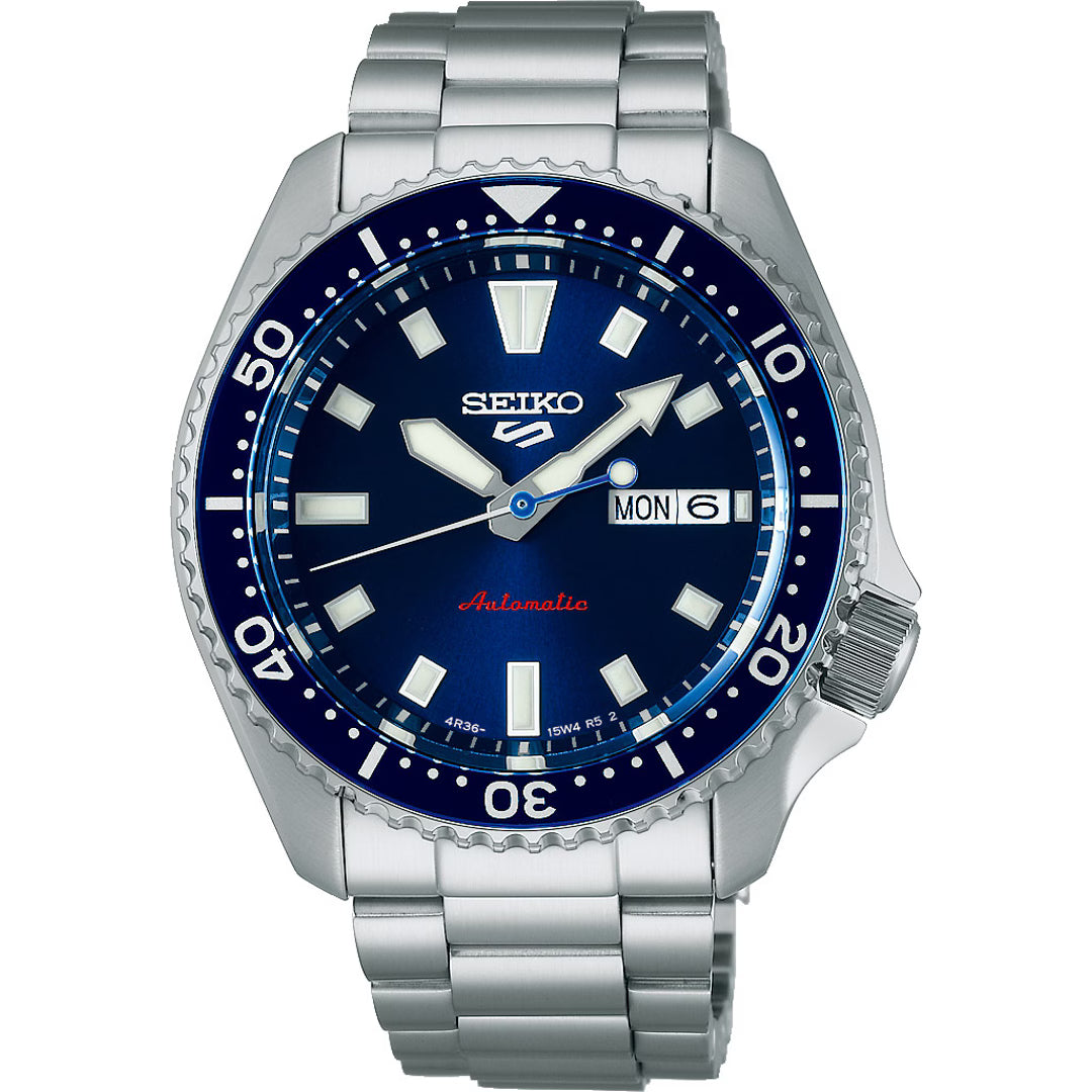 Seiko 5 Sports Day-Date Blue SKX Re-Interpretation auf Stargold.ch erhältlich.