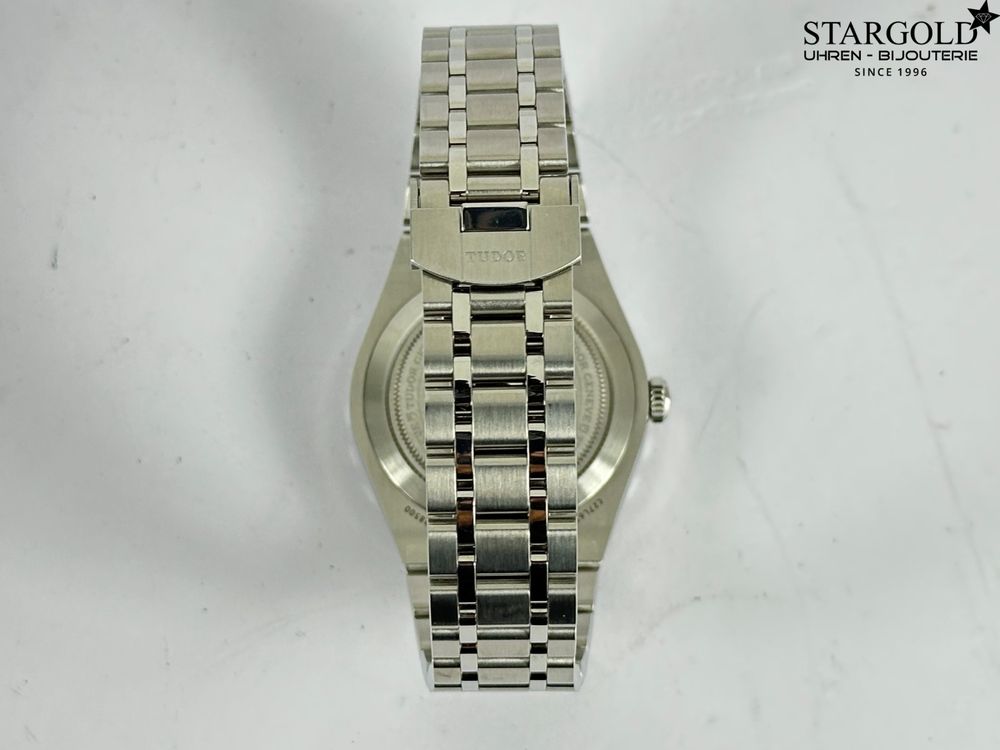 Tudor Royal 38 - M28500