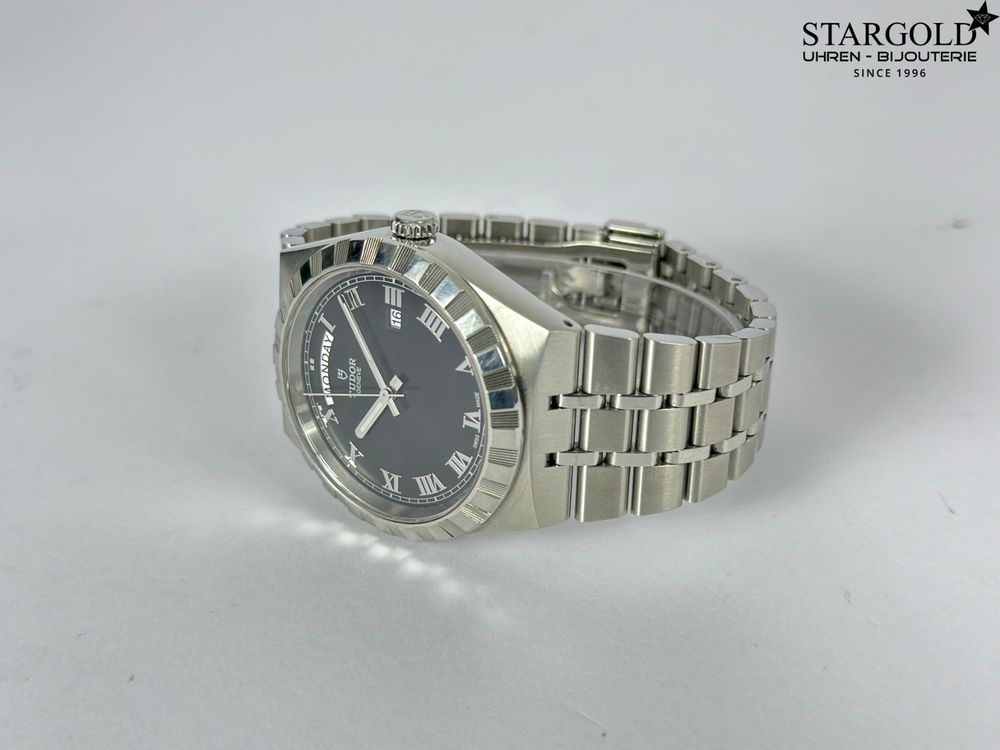 Tudor Royal - M28600