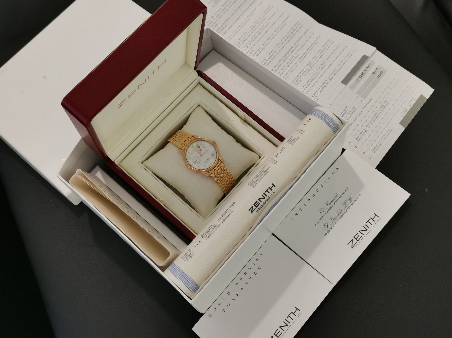 Zenith Elite Chronometer 18K Roségold - 36 mm - 7290 CHF Zürich