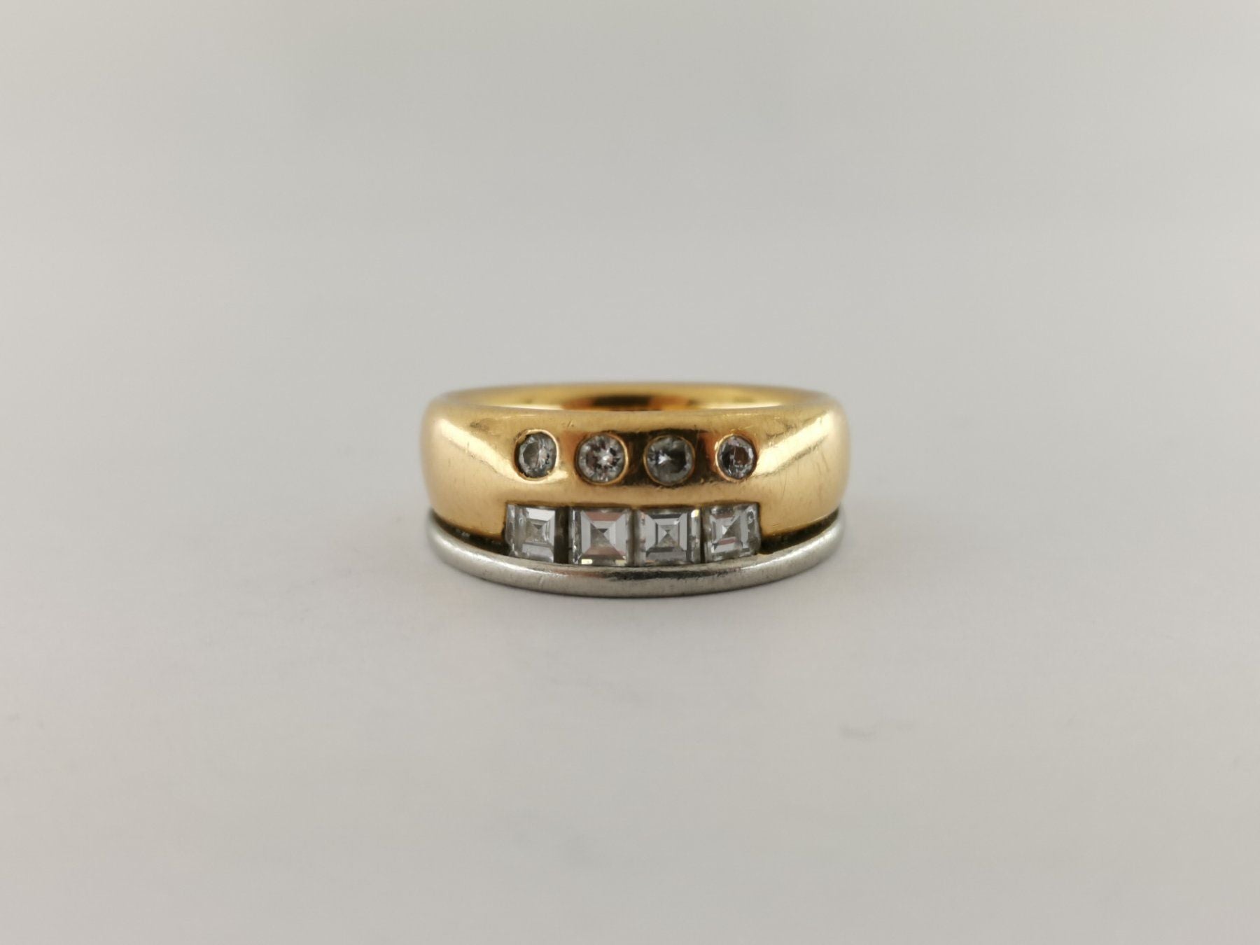 18K Goldring mit Diamanten - RING061212