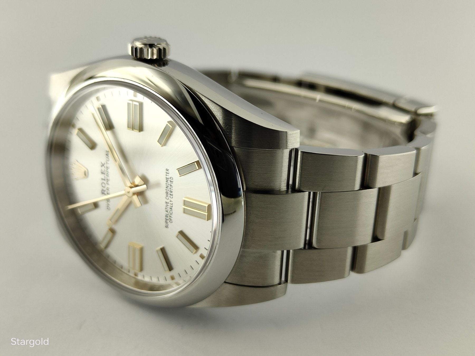 Rolex Oyster Perpetual 41 - 124300 - Fullset