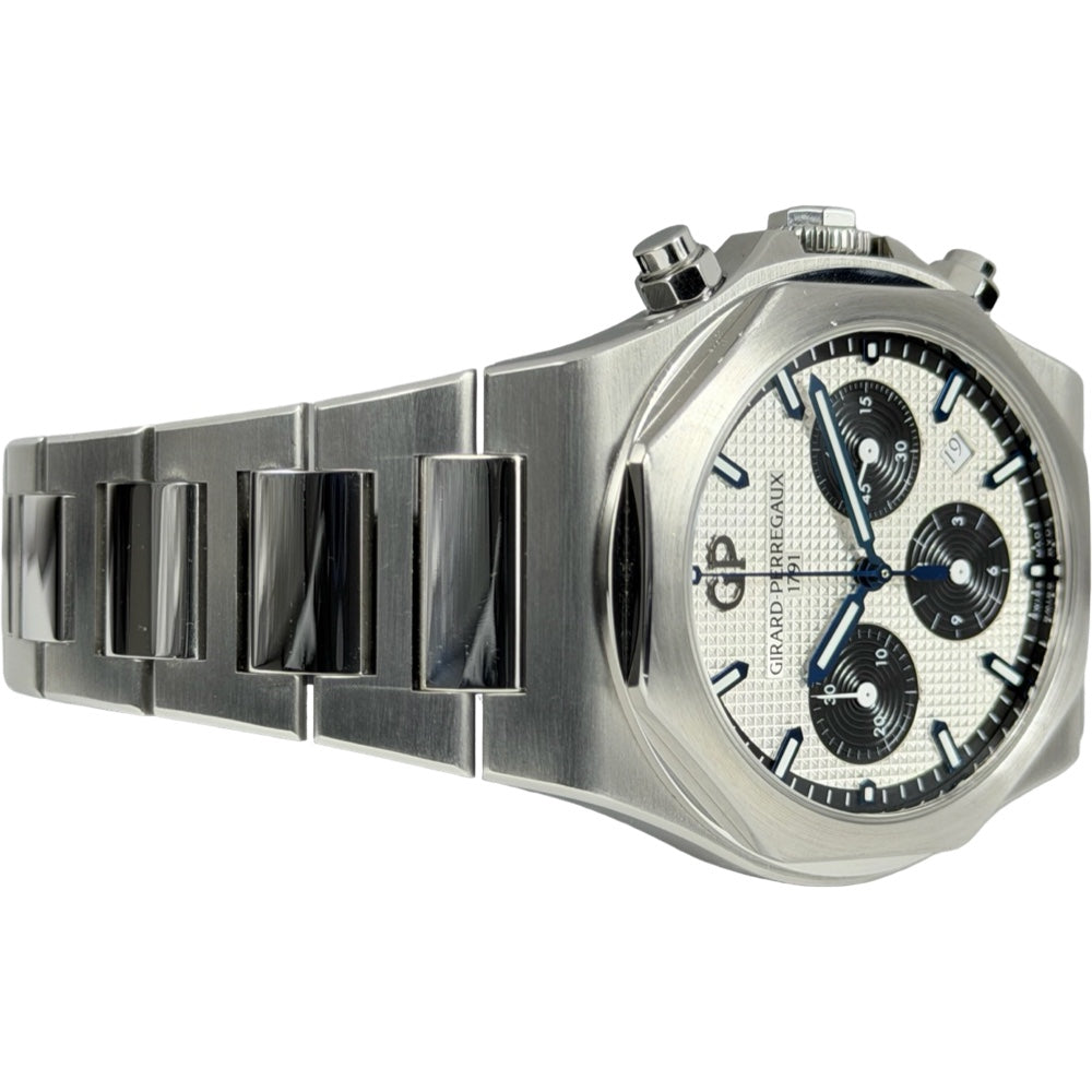 Girard Perregaux Laureato Chronograph - 81020-11-131-11A