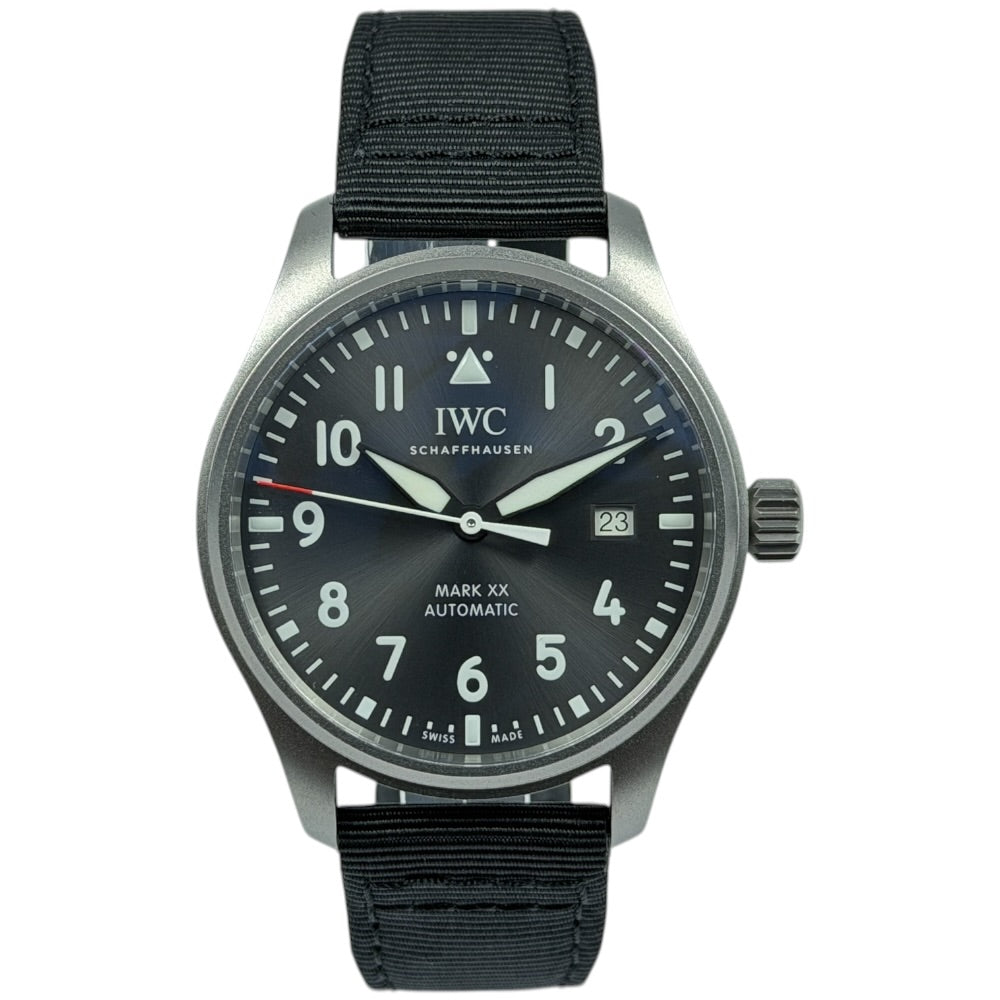 IWC Fliegeruhr Mark XX Patrouille Suisse Limited - IW328209 auf Stargold.ch erhältlich.
