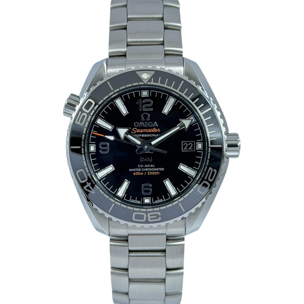 Omega Seamaster Planet Ocean 39.5mm - 215.30.40.20.01.001 auf Stargold.ch erhältlich.