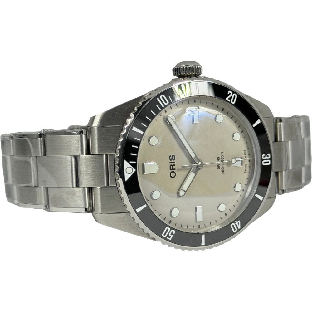 Oris Divers Date 39 - 01 733 7795 4051