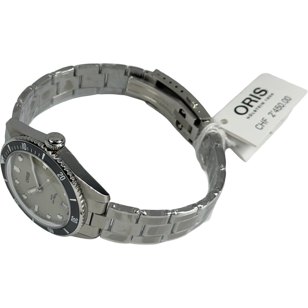 Oris Divers Date 39 - 01 733 7795 4051