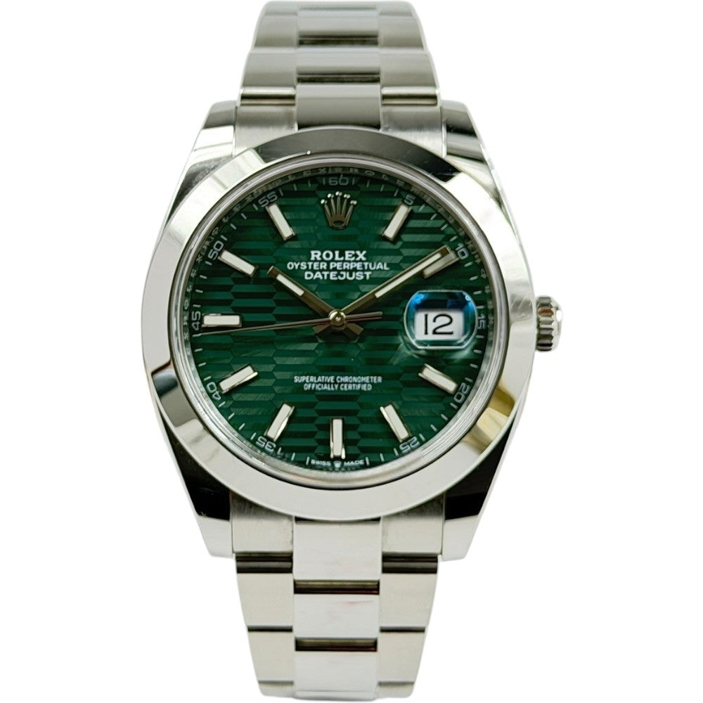 Rolex Datejust 41 Motiv green - 126300 auf Stargold.ch erhältlich.