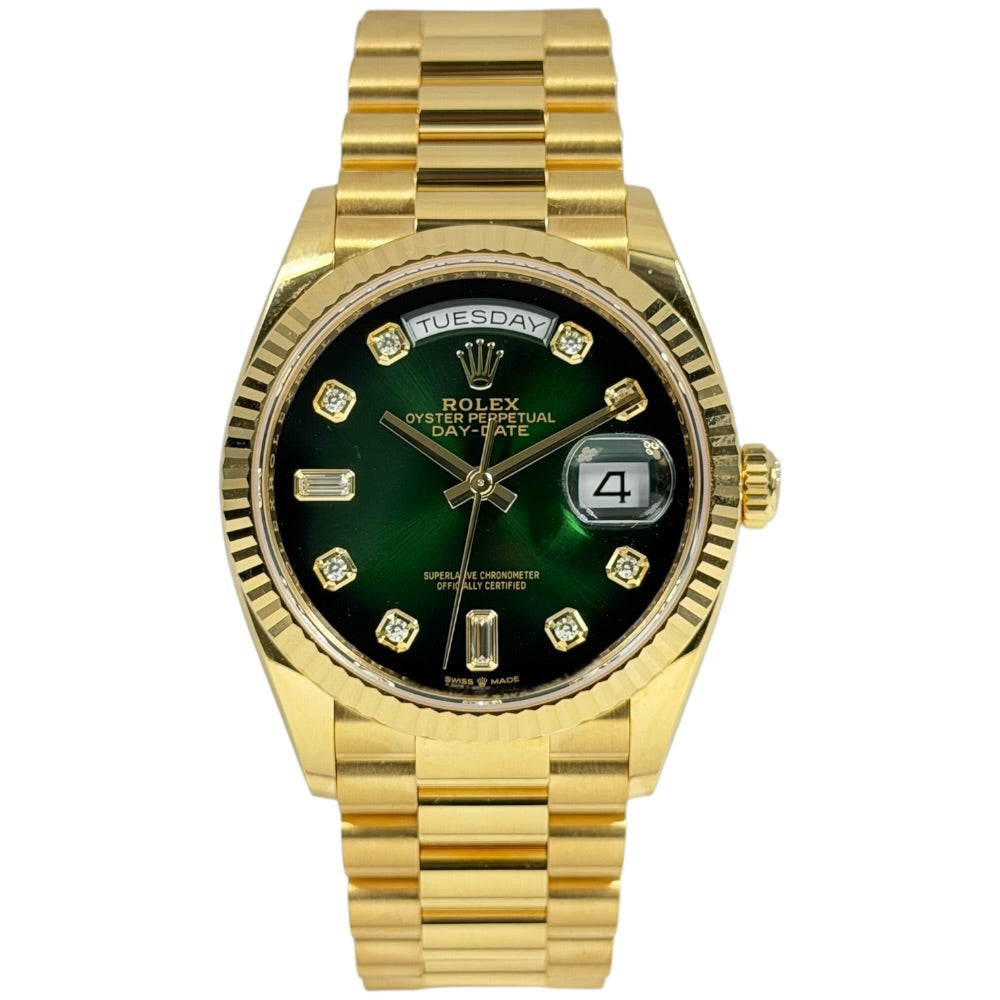 Rolex Day-Date 36 Ombre Green Diamond Dial - 128238 auf Stargold.ch erhältlich.