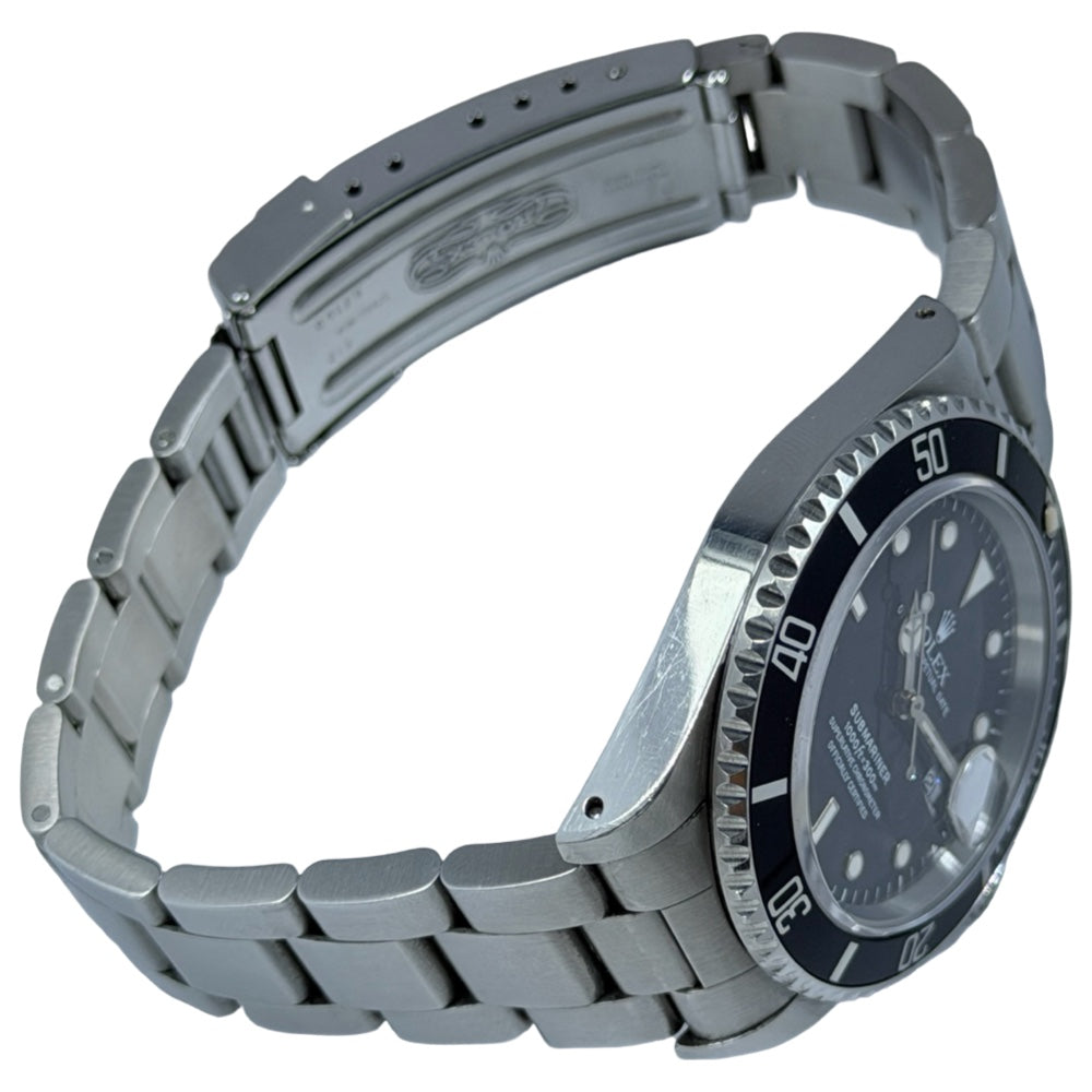 Rolex Submariner Date - 16610
