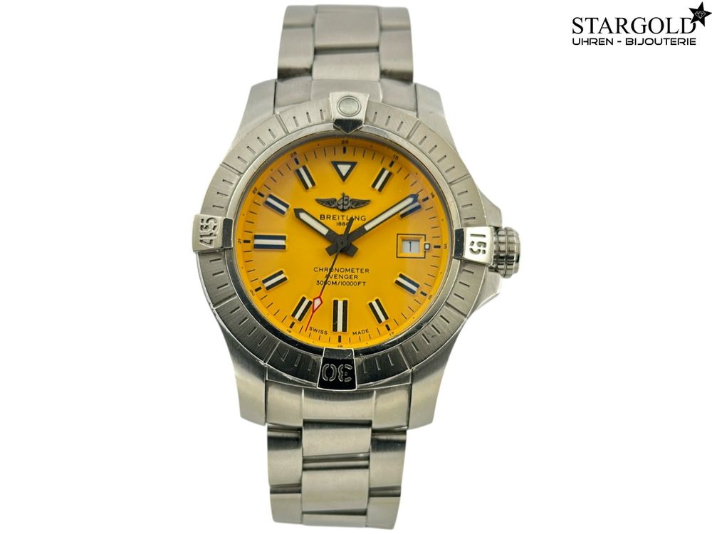 Breitling Avenger - A17319101I1A1