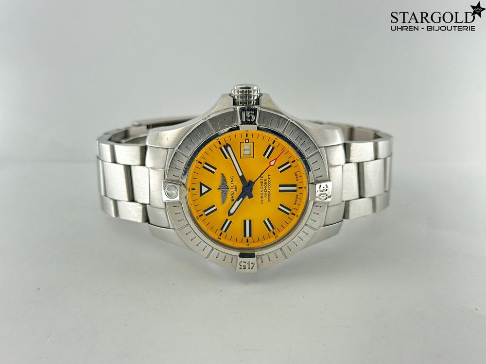 Breitling Avenger - A17319101I1A1