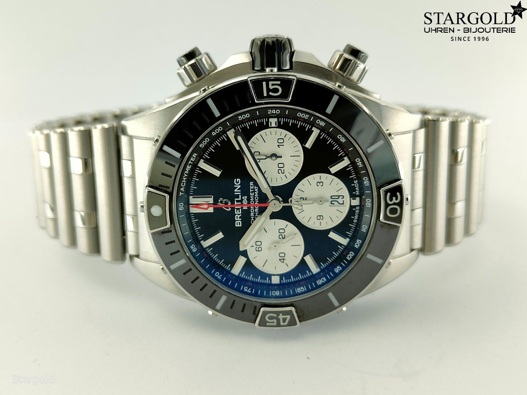 Breitling Super Chronomat B01 44 - mit Box & Papieren