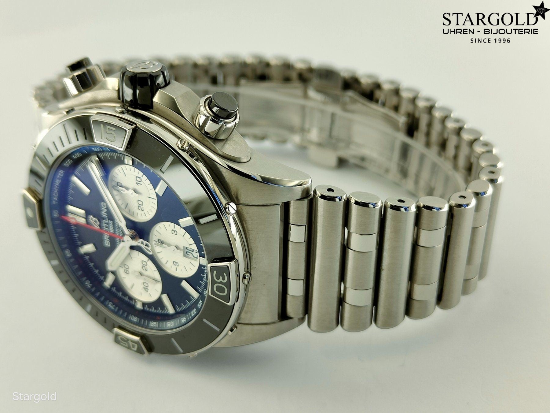 Breitling Super Chronomat B01 44 - mit Box & Papieren