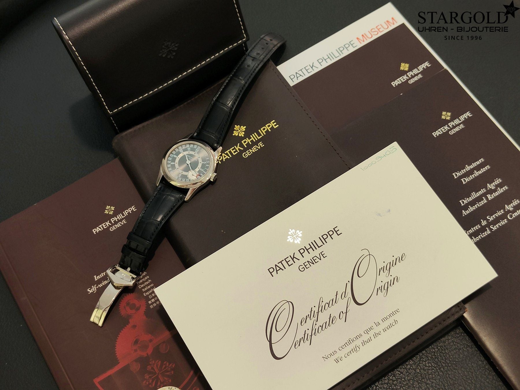 Patek Philippe Calatrava 6000G-010