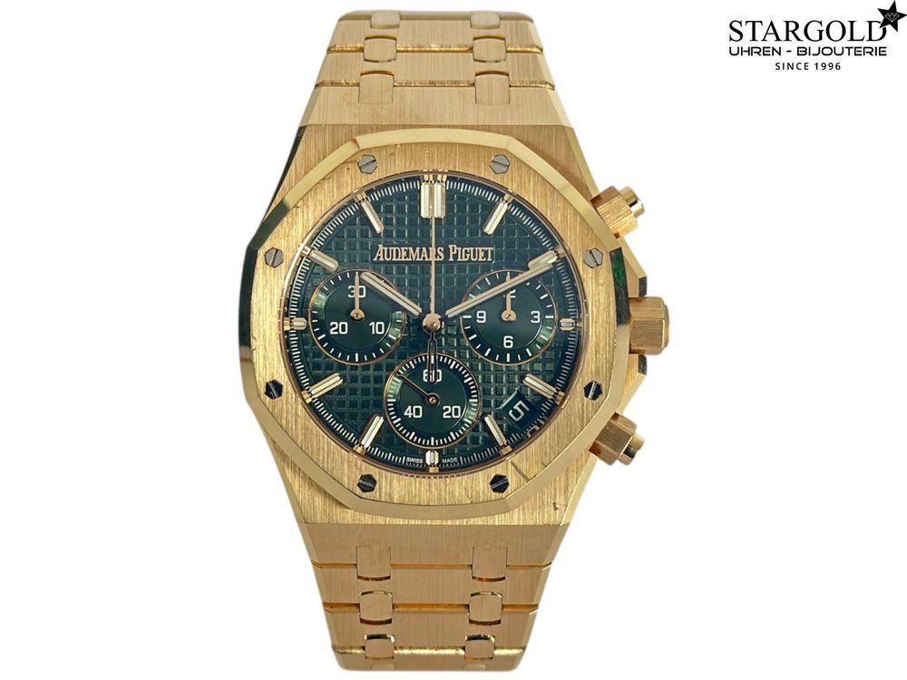 Audemars Piguet Royal Oak Chronograph - 26240OR.OO.1320OR.08
auf Stargold.ch erhältlich.