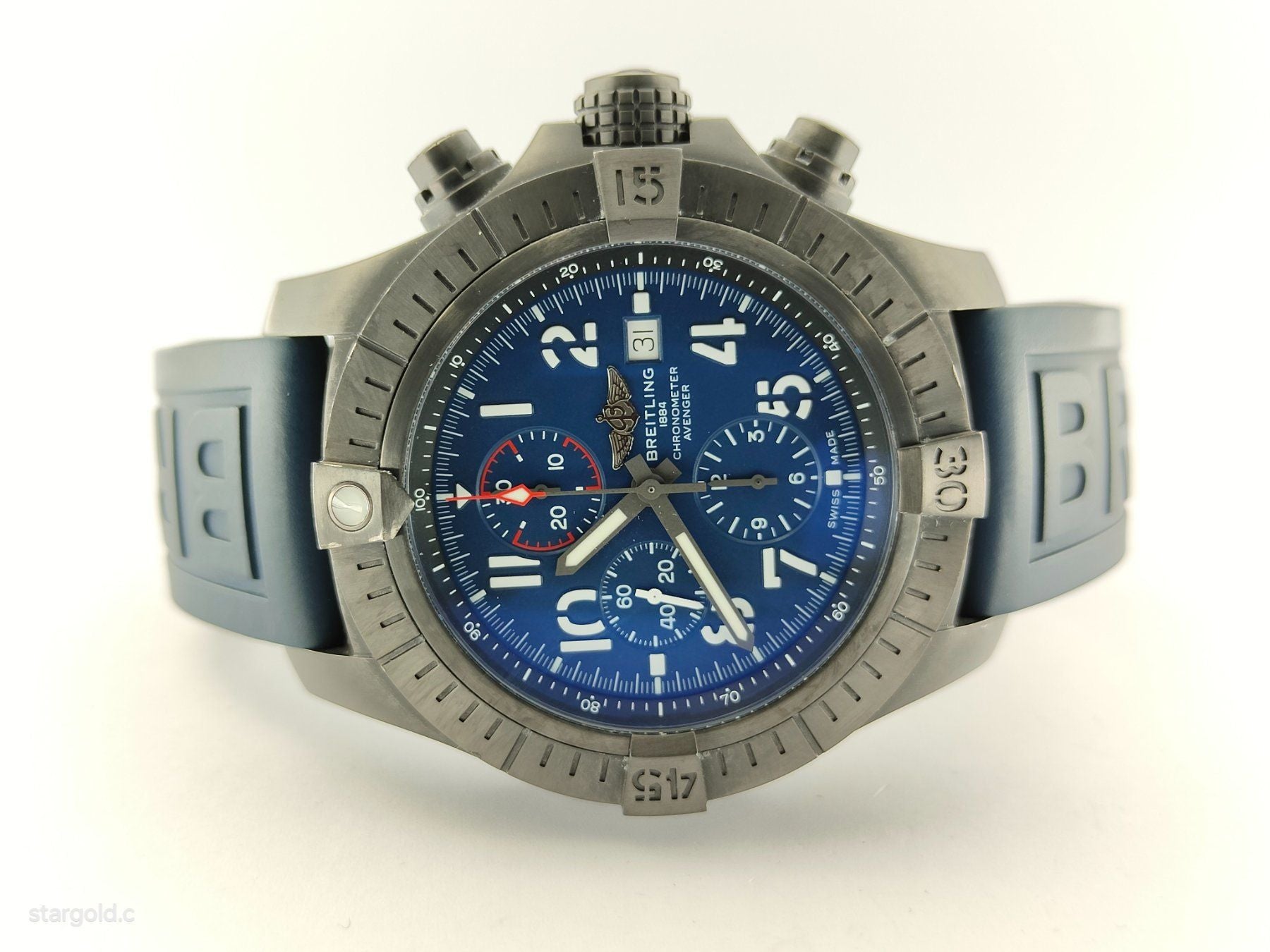 Breitling Super Avenger - V13375101C1X1