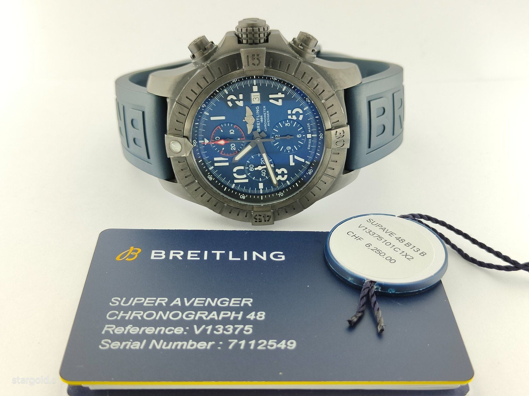 Breitling Super Avenger - V13375101C1X1