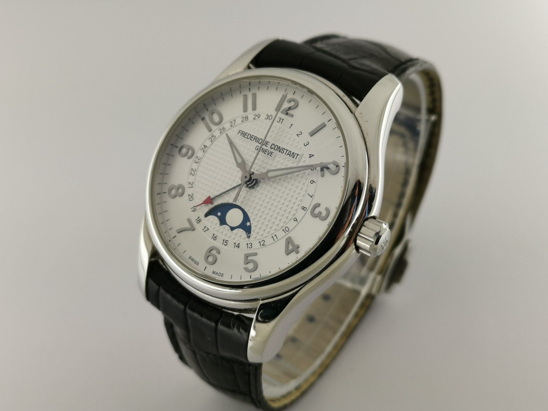 Frédérique Constant Runabout Moonphase Limited Edition