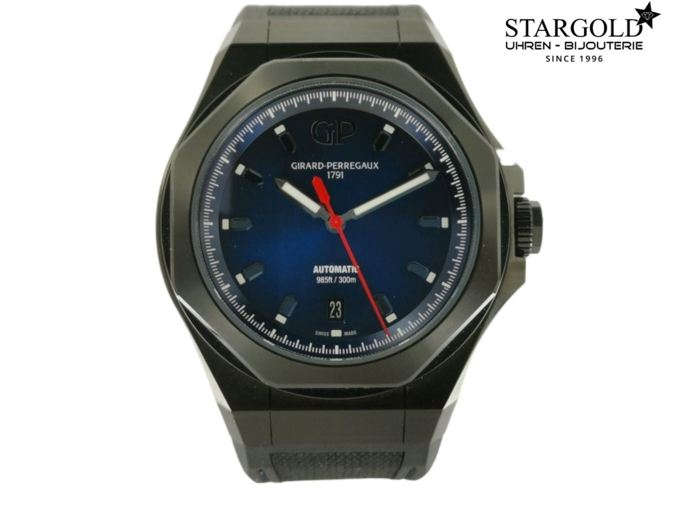 Girard Perregaux Laureato Absolute 44mm