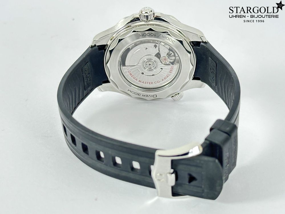 Omega Seamaster Diver 300 - 210.32.42.20.04.001