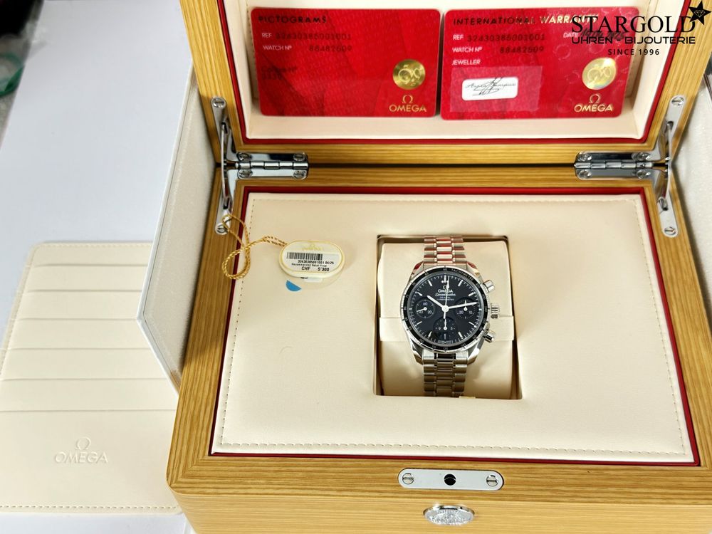 Omega Speedmaster 38 - 324.30.38.50.01.001