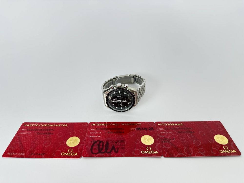 Omega Speedmaster Professional - 310.30.42.50.01.001