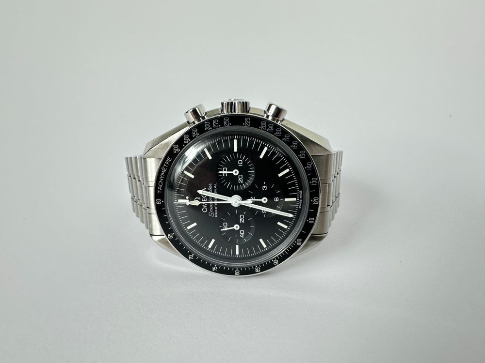 Omega Speedmaster Professional - 310.30.42.50.01.001