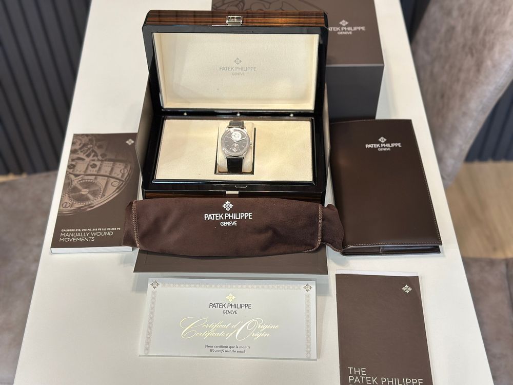 Patek Philippe Calatrava 6119G-001