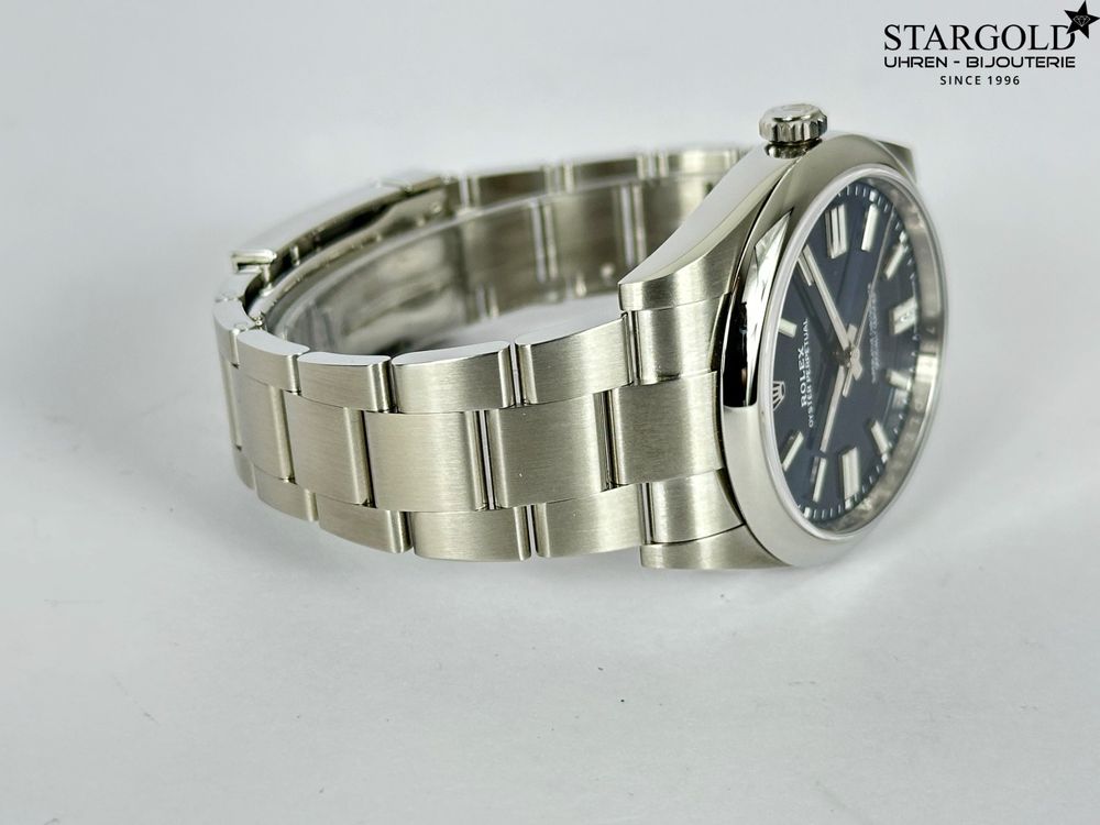 Rolex Oyster Perpetual Blau 41 - 124300