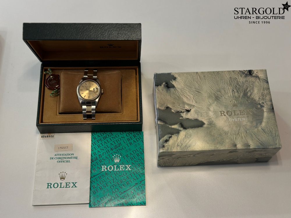 Rolex Oyster Perpetual Date - 15223