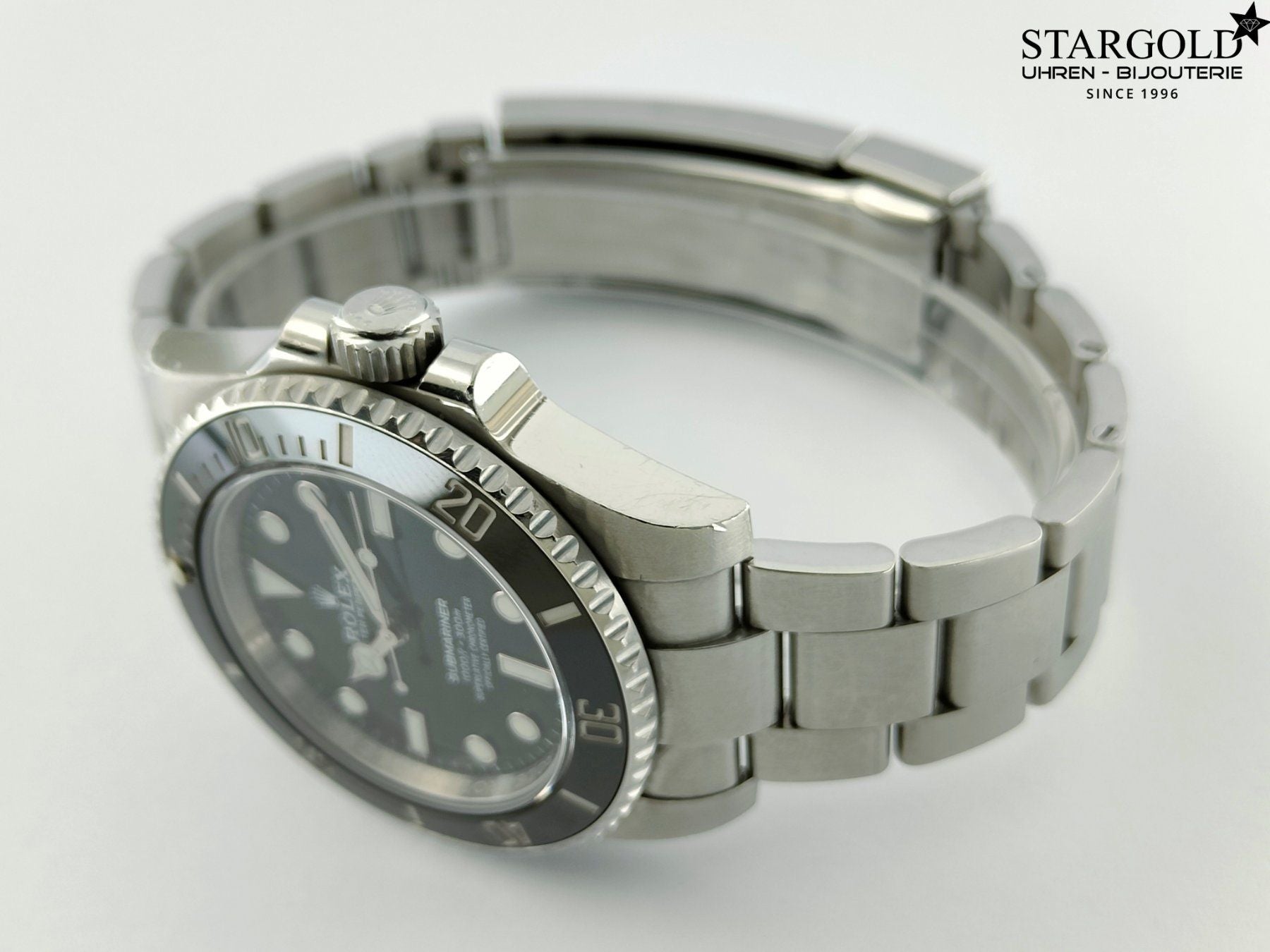 Rolex Submariner (No Date) - 114060