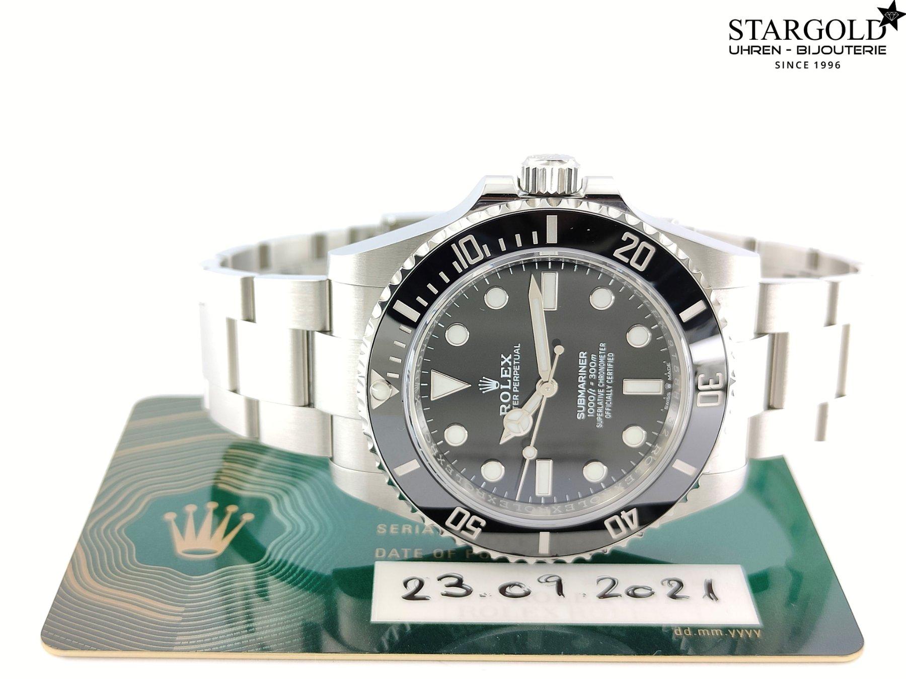 Rolex Submariner (No Date) - 124060