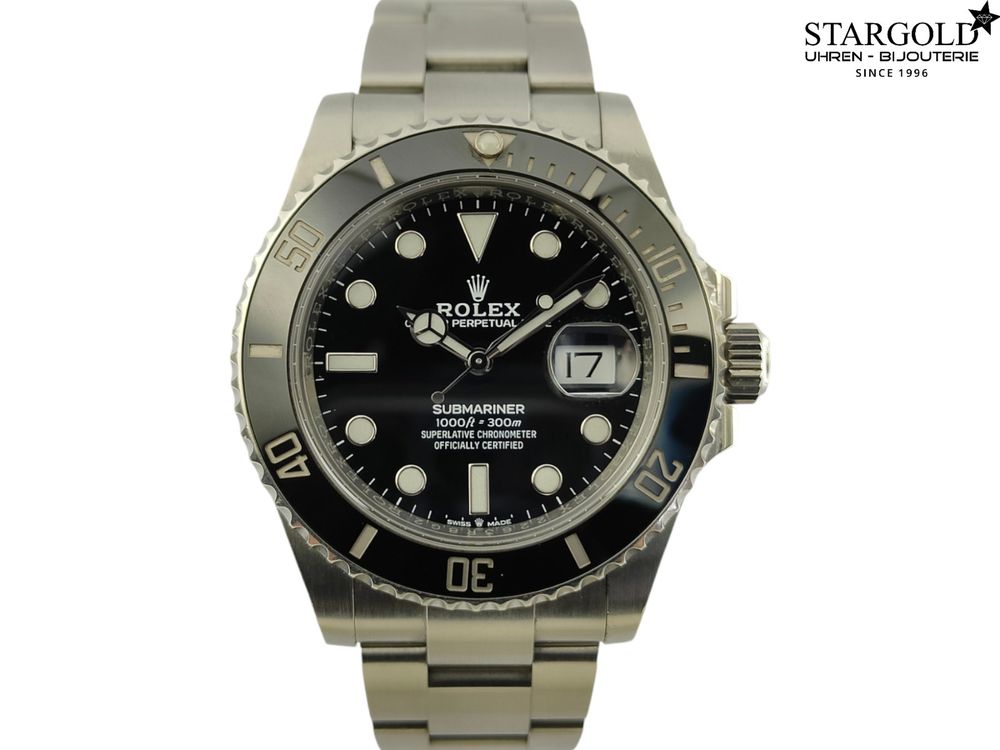 Rolex Submariner Date - 126610LN - with box & papers