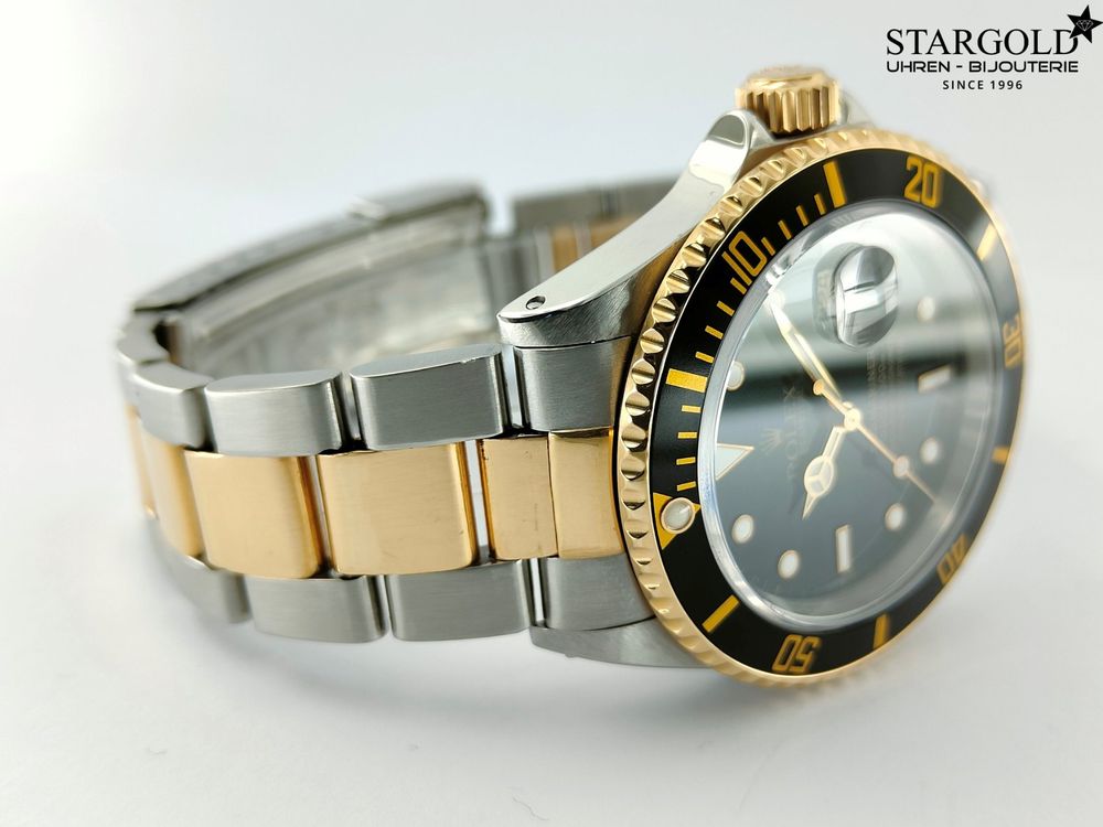 Rolex Submariner Date - 16613 - with box & papers