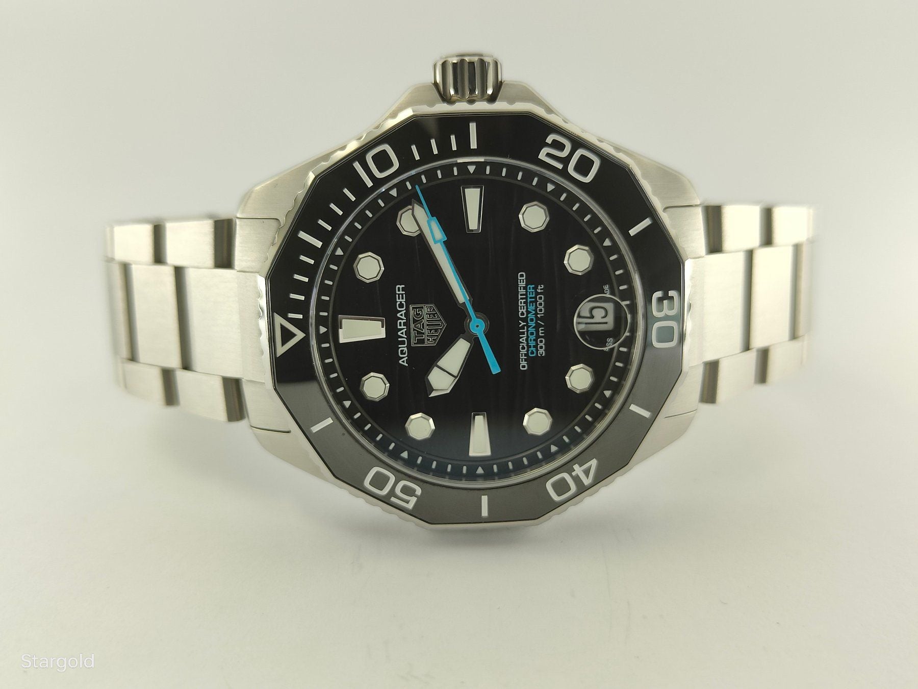 TAG Heuer Aquaracer 300M Professional 300 Date