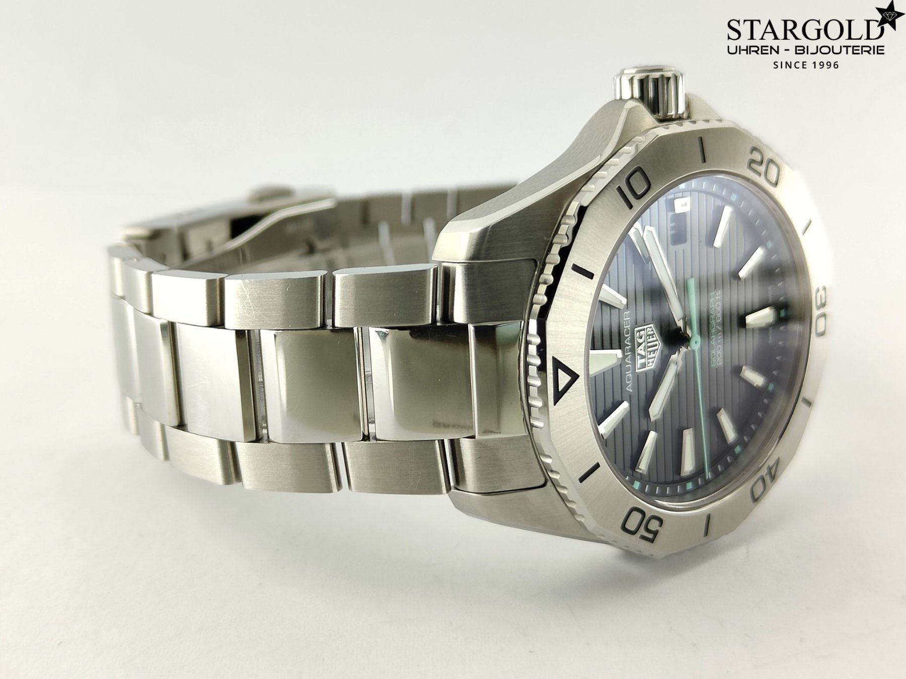 TAG Heuer Aquaracer PROFESSIONAL 200 SOLARGRAPH - WBP1114