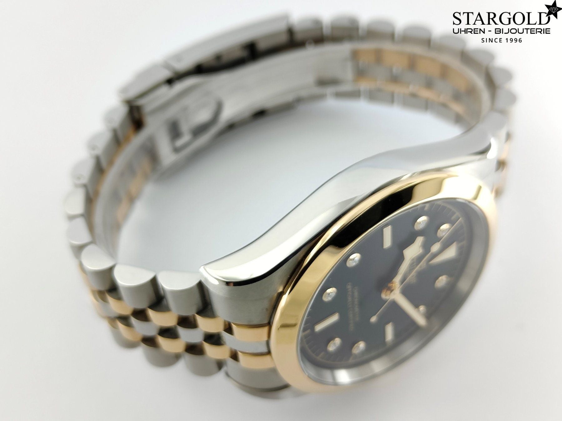 Tudor Black Bay 41mm mit Diamanten - m79683