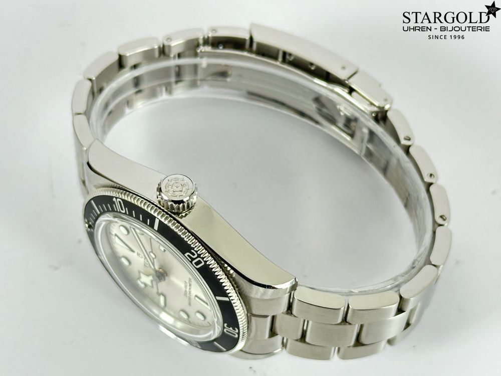 Tudor Black Bay 68 - M7943A1A0NU