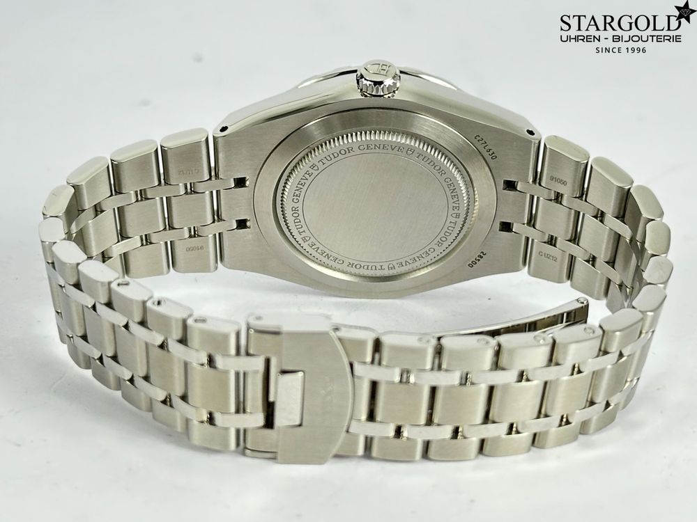 Tudor Royal 38 - M28500